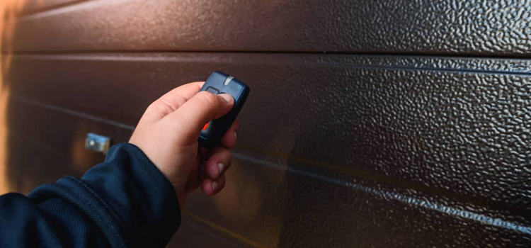 automatic door opener with remote control in Bayonet Point